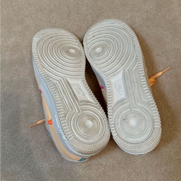 Women’s Nike Neon Orange Air Force Ones Sz 8 - Picture 7 of 7